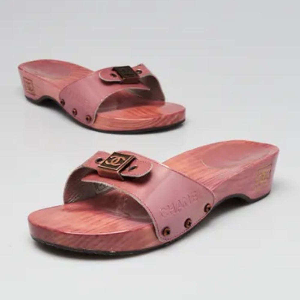 CHANEL Pink Leather Logo Buckle Slide Mules